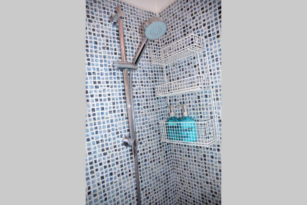 B2 - The Cozy One Apartment เอยิโอ ภายนอก รูปภาพ