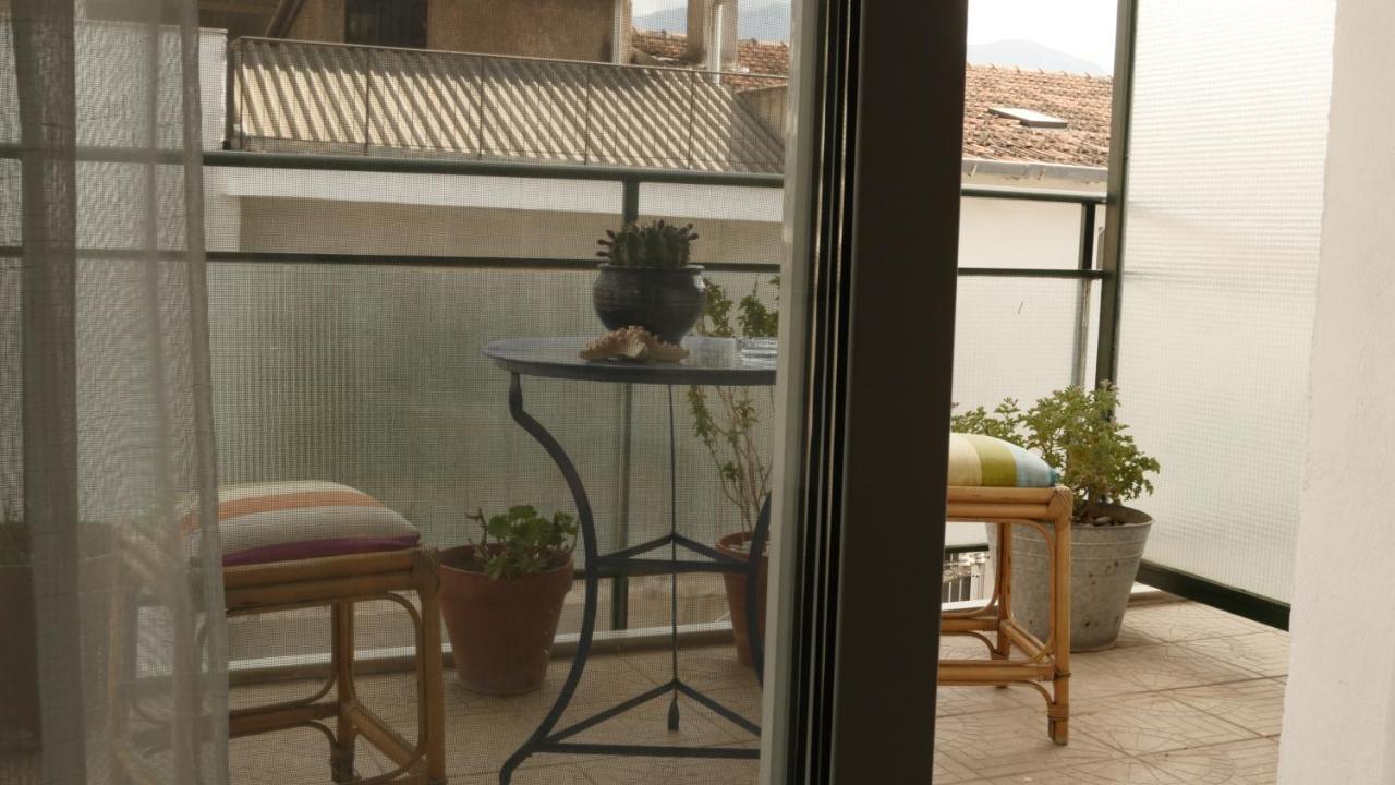 B2 - The Cozy One Apartment เอยิโอ ภายนอก รูปภาพ