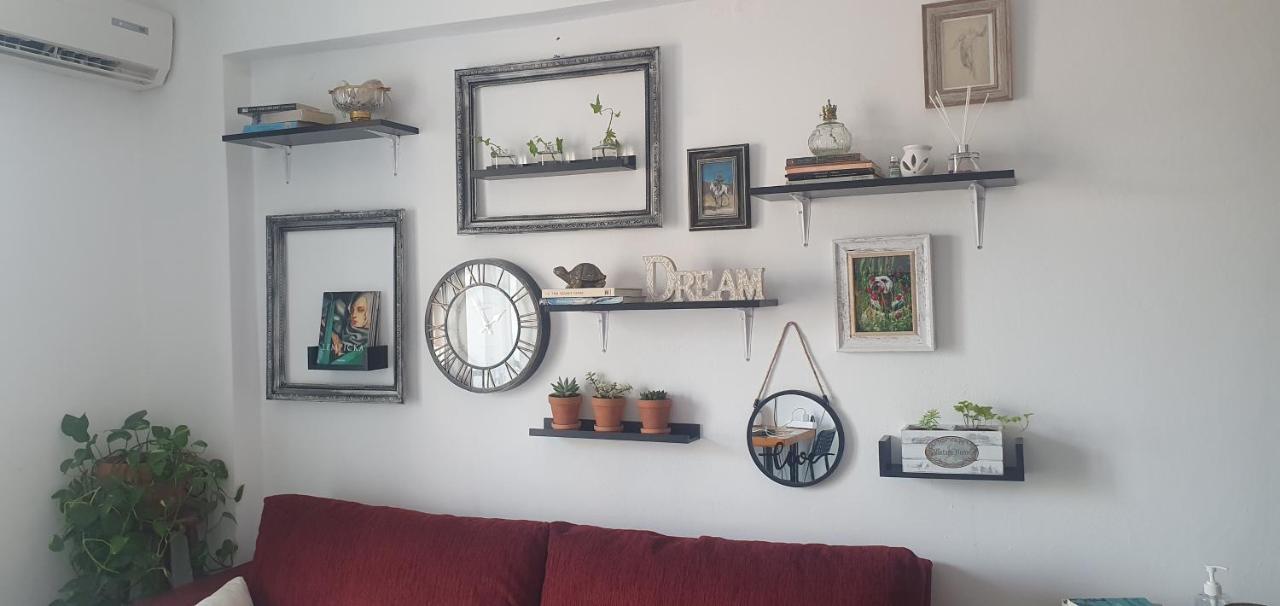 B2 - The Cozy One Apartment เอยิโอ ภายนอก รูปภาพ